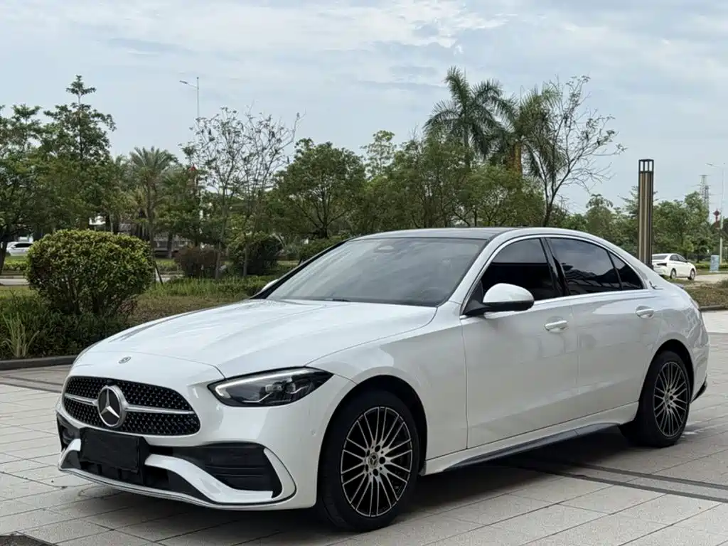 Mercedes-Benz C-Class 2023