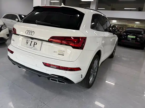 Audi Q5L 2023