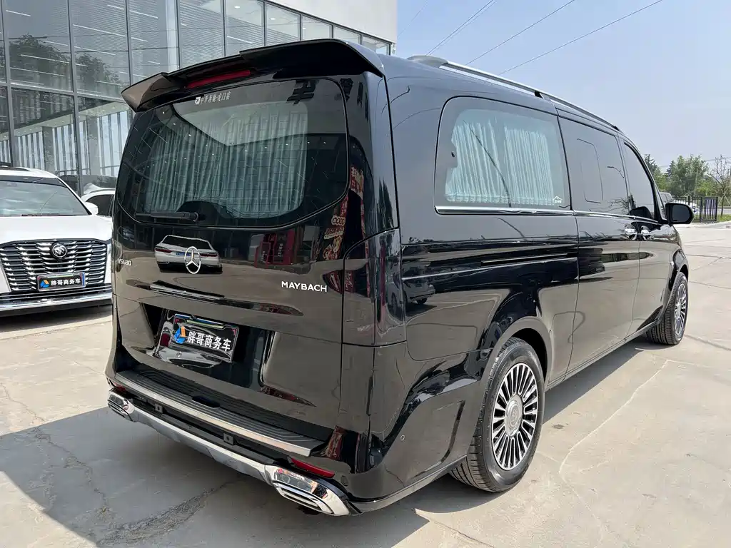Mercedes-Benz Vito 2023 — фото 11