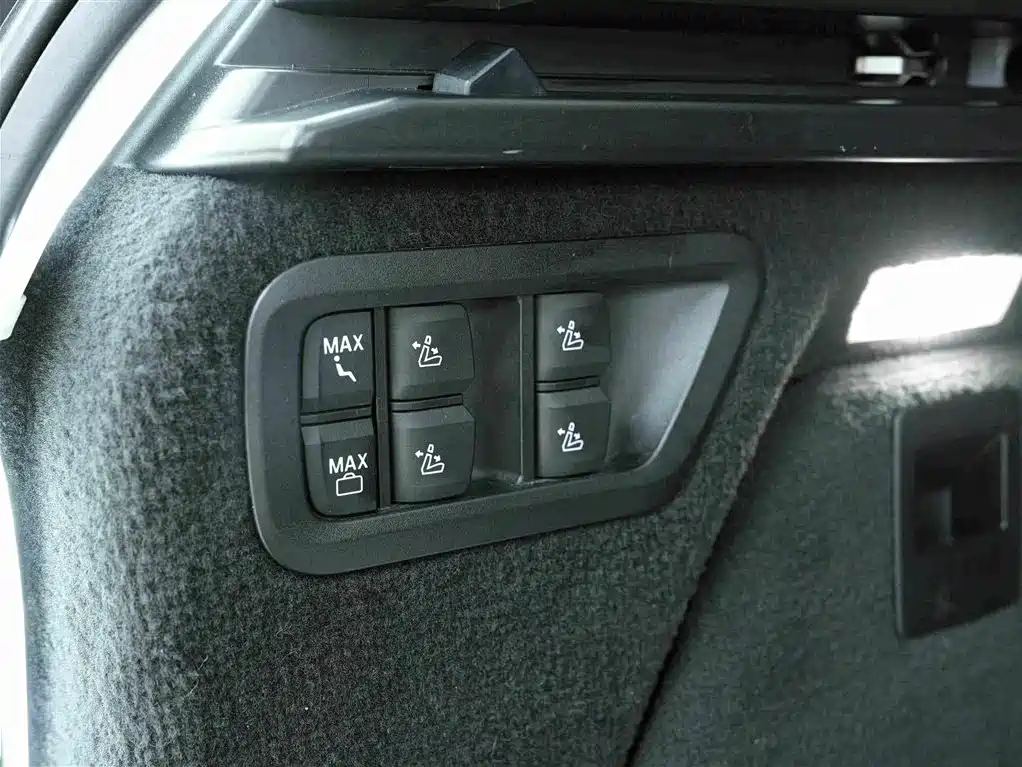 BMW X7 2023 — фото 19