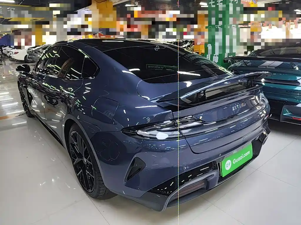 Xiaomi SU7 2025