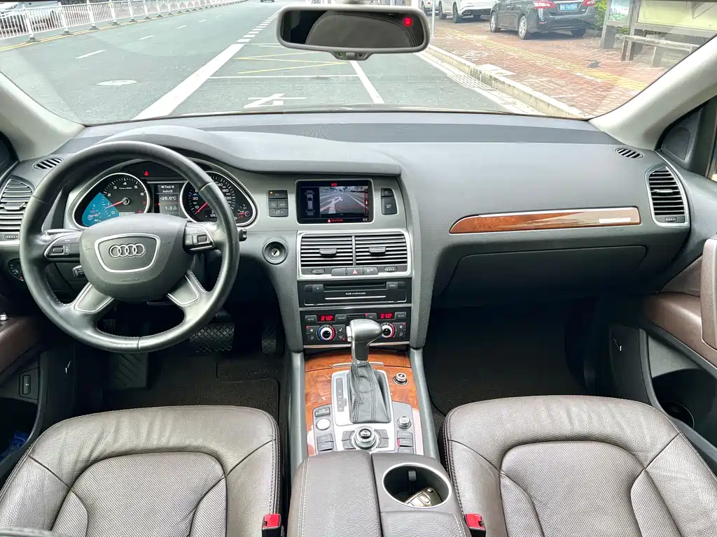 Audi Q7 2015 — фото 7