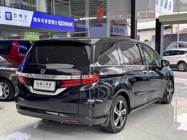 Honda Odyssey 2015