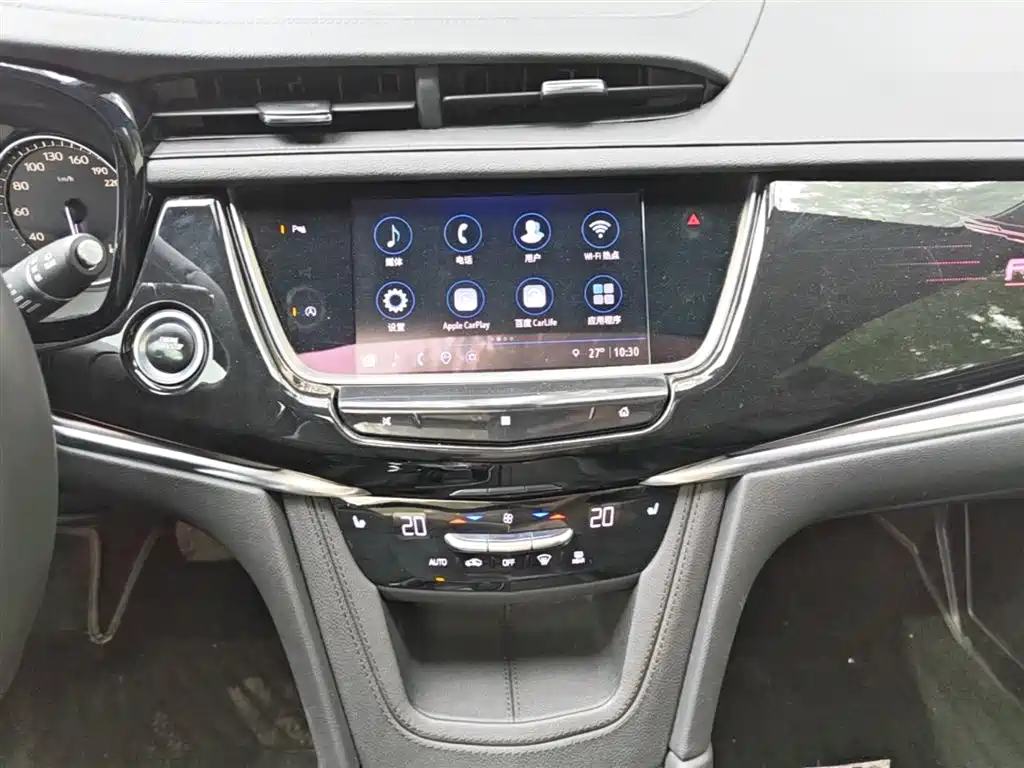 Cadillac XT5 2021 — фото 13