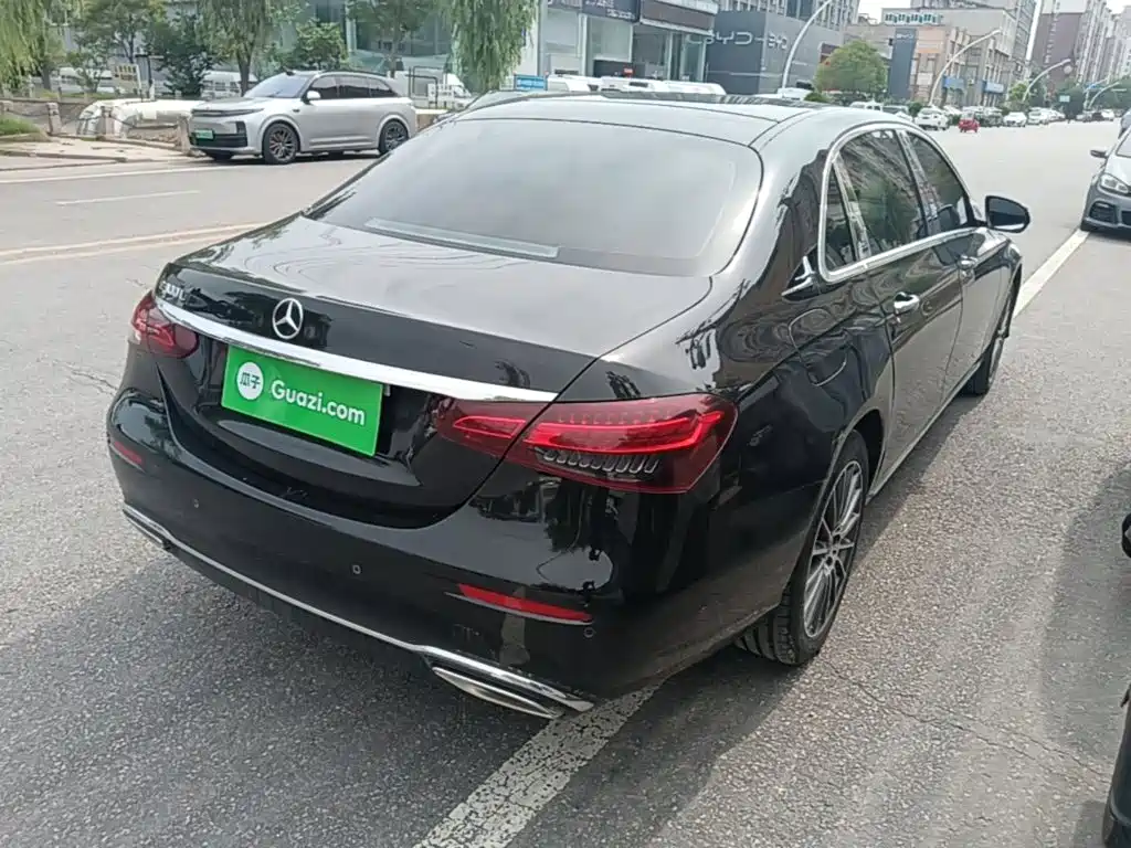 Mercedes-Benz E-Class 2022