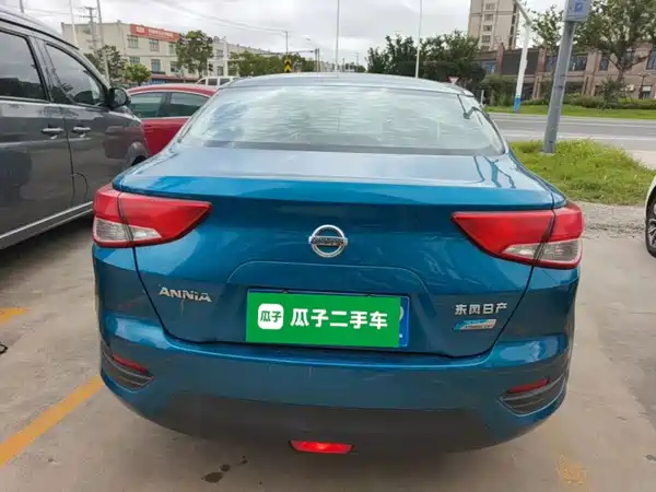 Nissan Bluebird 2017
