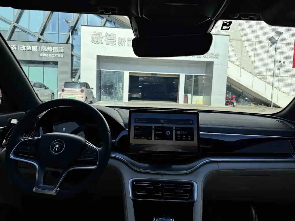 BYD Song PLUS New Energy 2023 — фото 9
