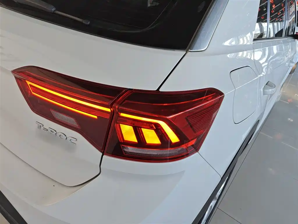 Volkswagen T-Roc 2019 — фото 24