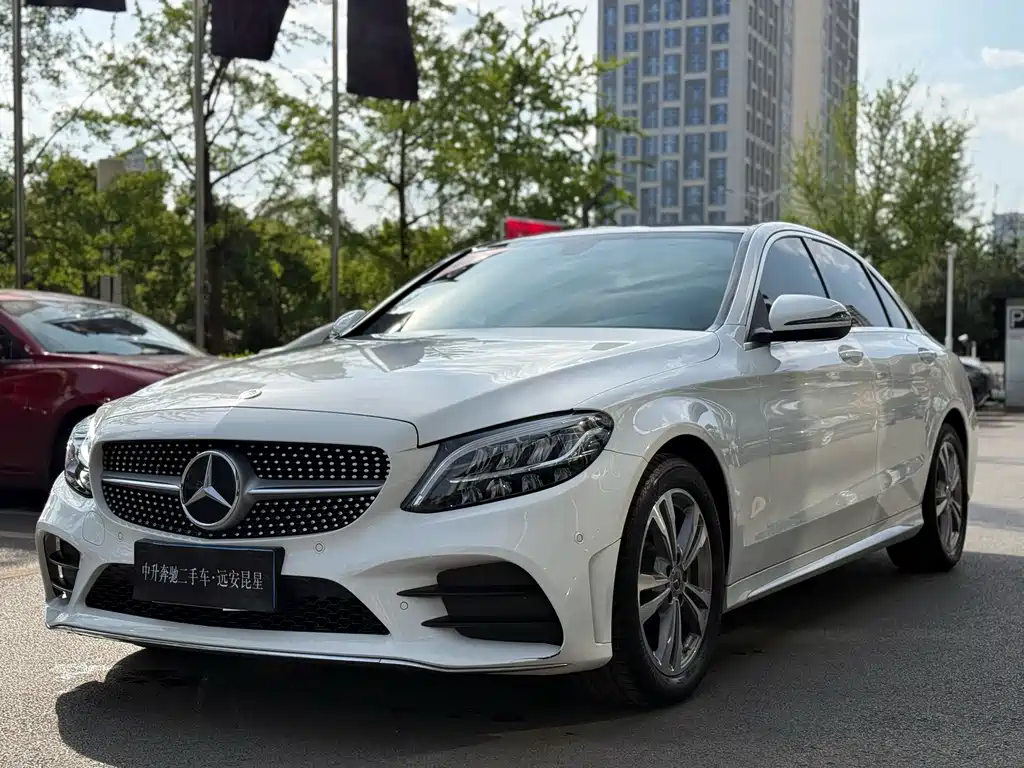 Mercedes-Benz C-Class 2021 — фото 9