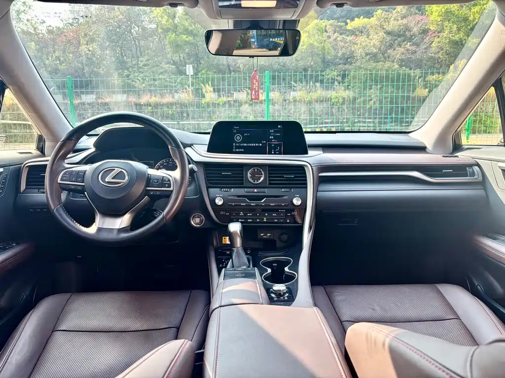 Lexus RX 2022 — фото 12