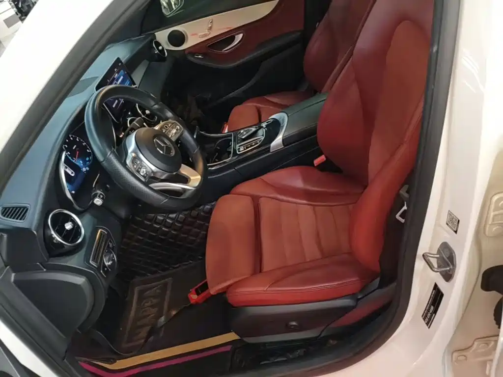 Mercedes-Benz C-Class 2019 — фото 15