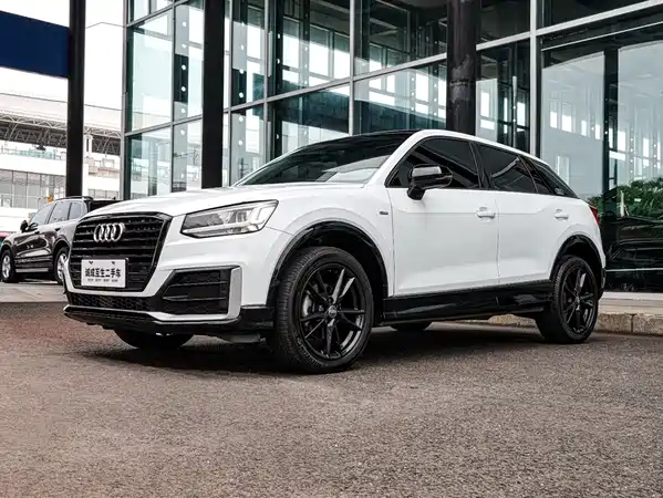 Audi Q2L 2018