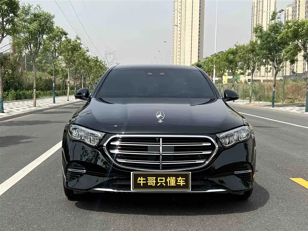 Mercedes-Benz E-Class New Energy 2025 — фото 1