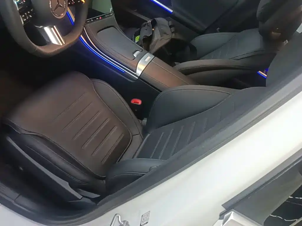 Mercedes-Benz C-Class 2023 — фото 15