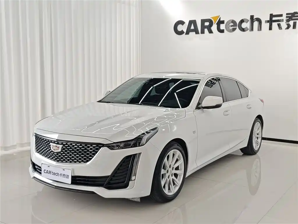 Cadillac CT5 2021 — фото 1