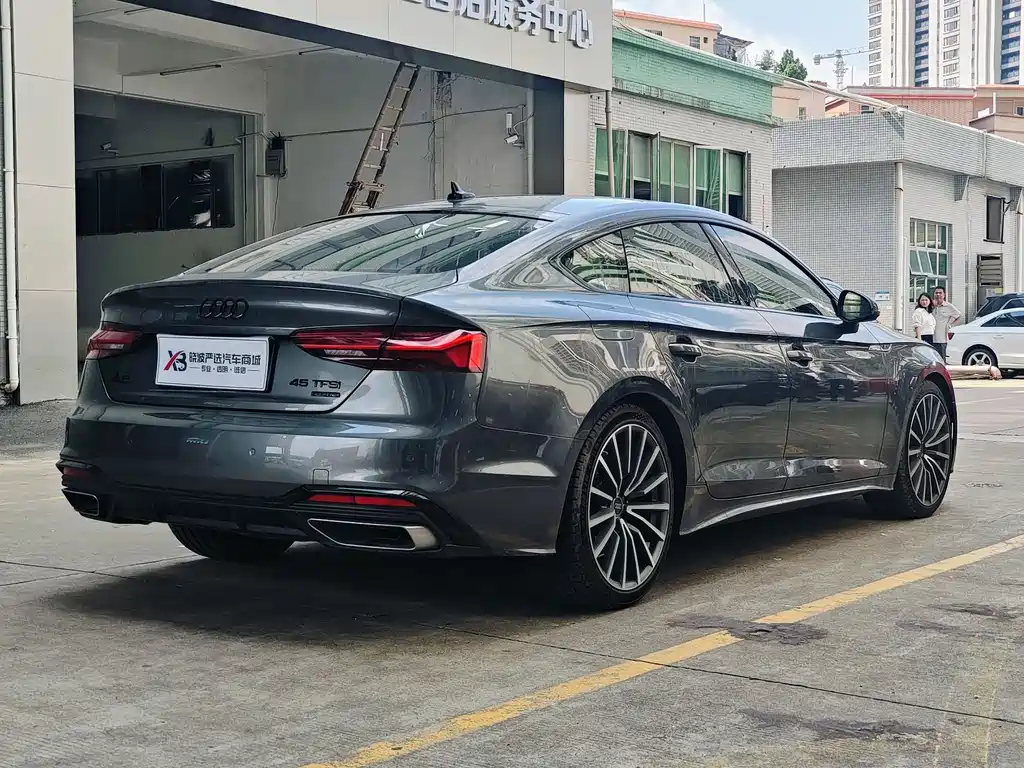 Audi A5 2024