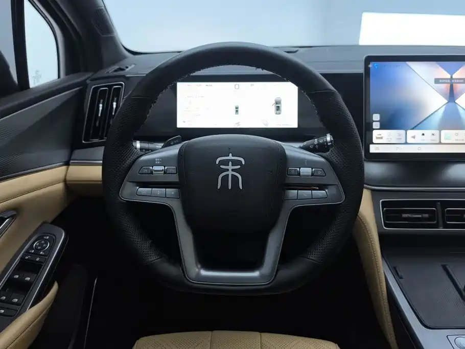 BYD Song L DM-i 2025 — фото 15