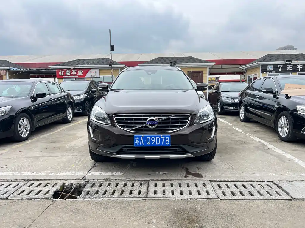 Volvo XC60 2016 — фото 1