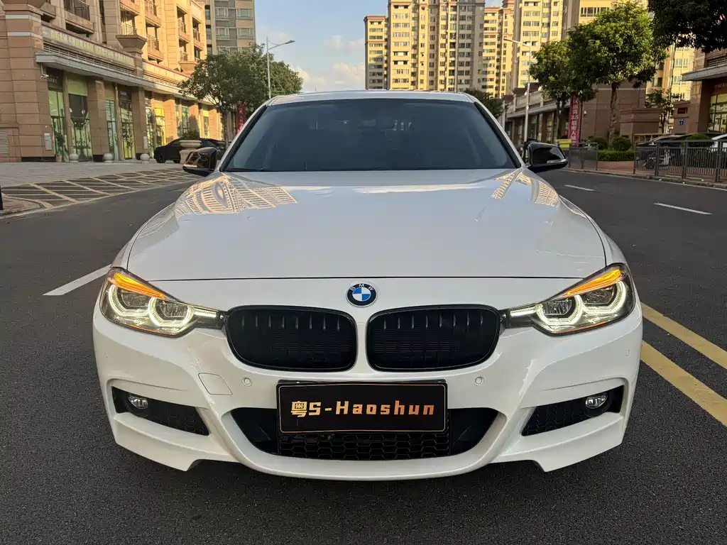 BMW 3 Series 2019 — фото 2