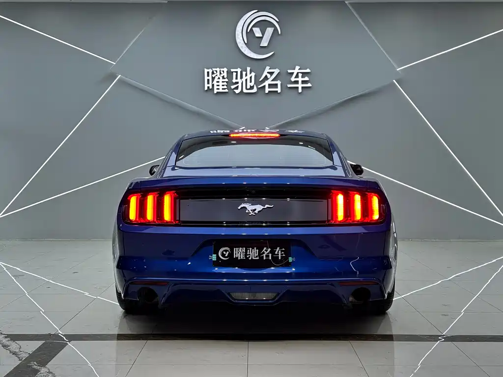 Ford Mustang 2020 — фото 5