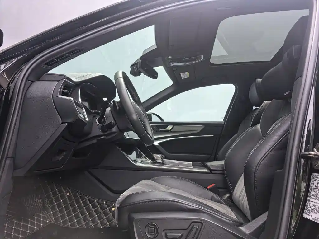 Audi A6L 2021