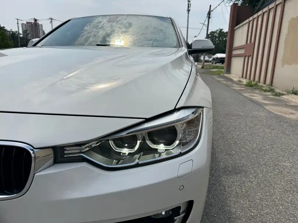 BMW 3 Series 2015 — фото 26