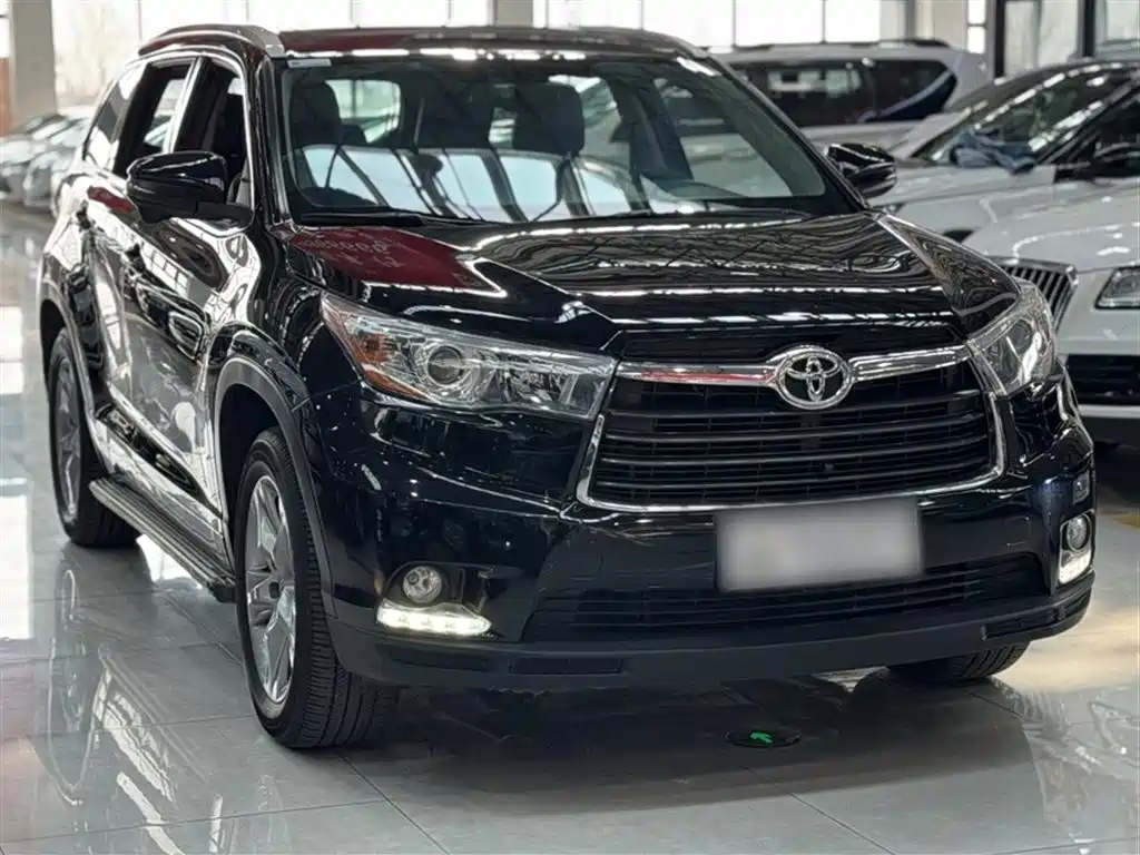 Toyota Highlander 2017 — фото 10