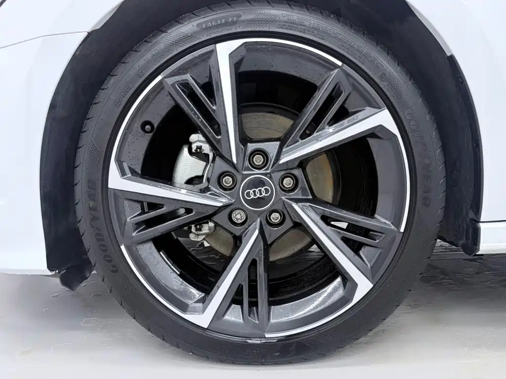 Audi A3 2022 — фото 20