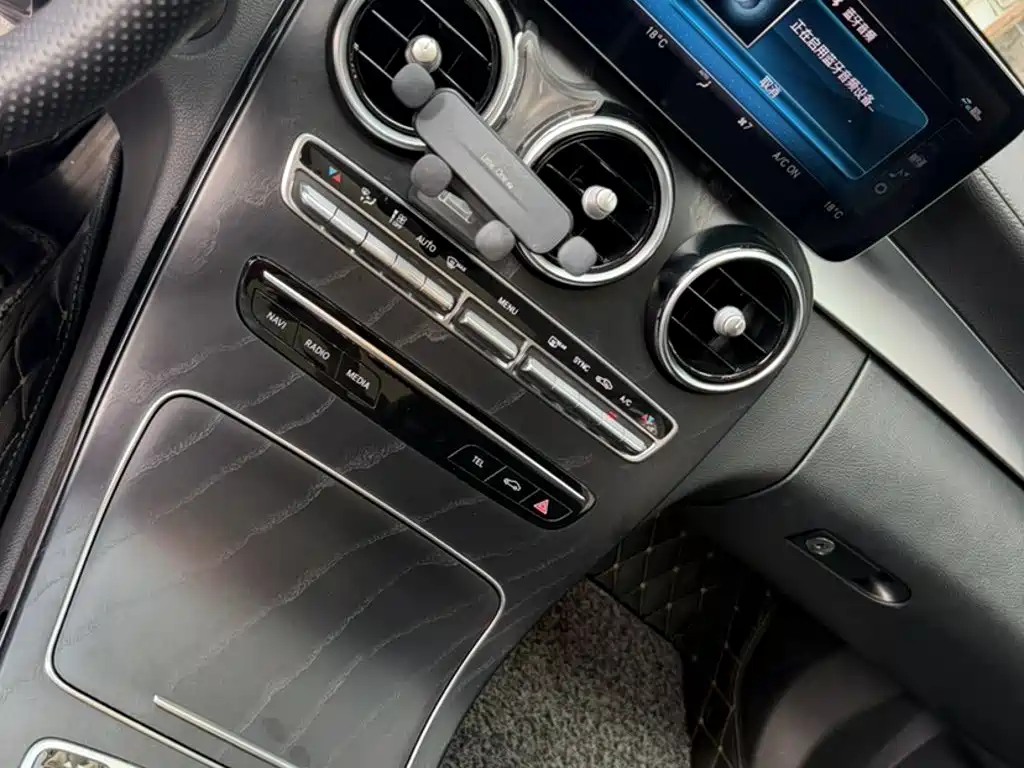 Mercedes-Benz C-Class 2021 — фото 17