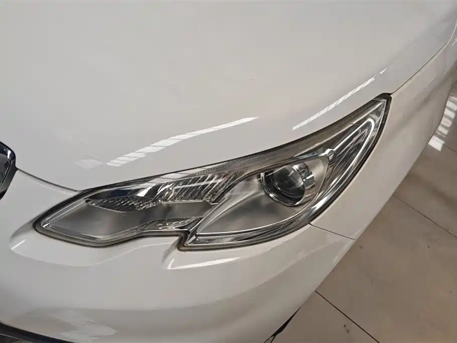 Peugeot 2008 2014