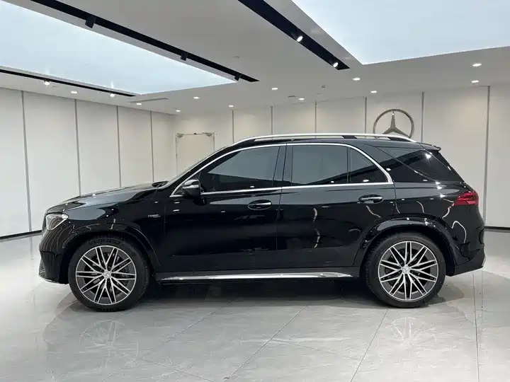 Mercedes-Benz GLE AMG 2025 — фото 4