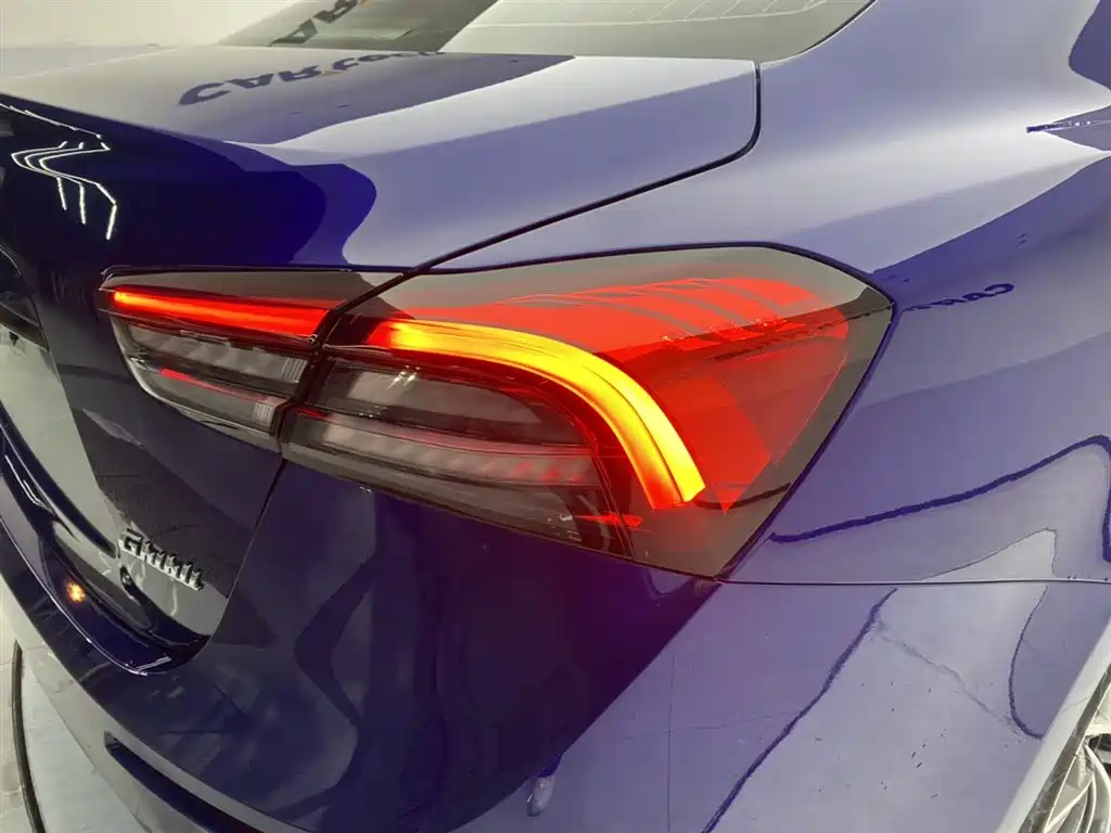 Maserati Ghibli 2022 — фото 10