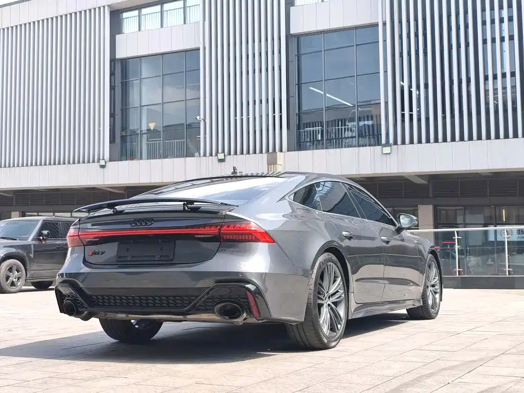 Audi A7 2023 — фото 7