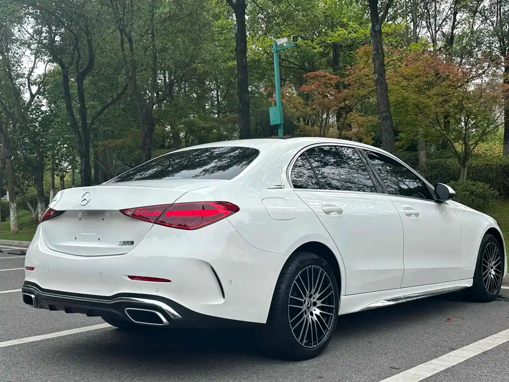 Mercedes-Benz C-Class 2023 — фото 8