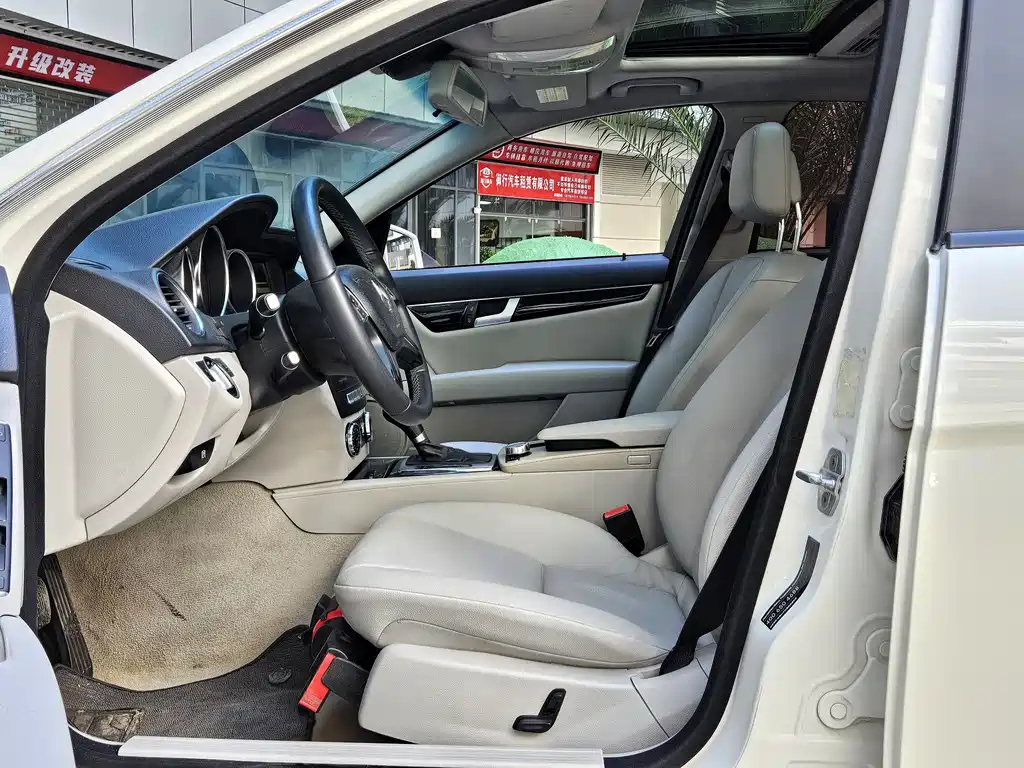 Mercedes-Benz C-Class 2013