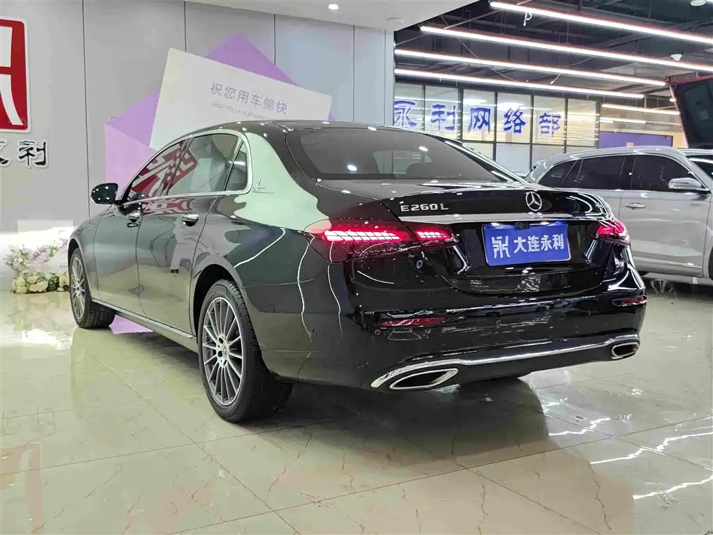 Mercedes-Benz E-Class 2021