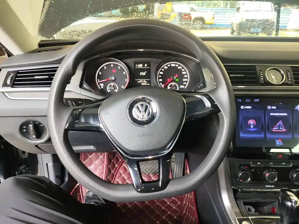 Volkswagen Passat 2019