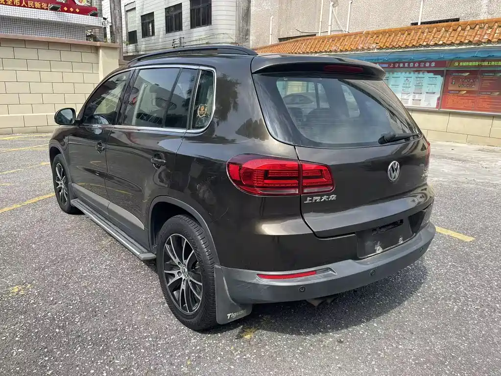 Volkswagen Tiguan 2015 — фото 7
