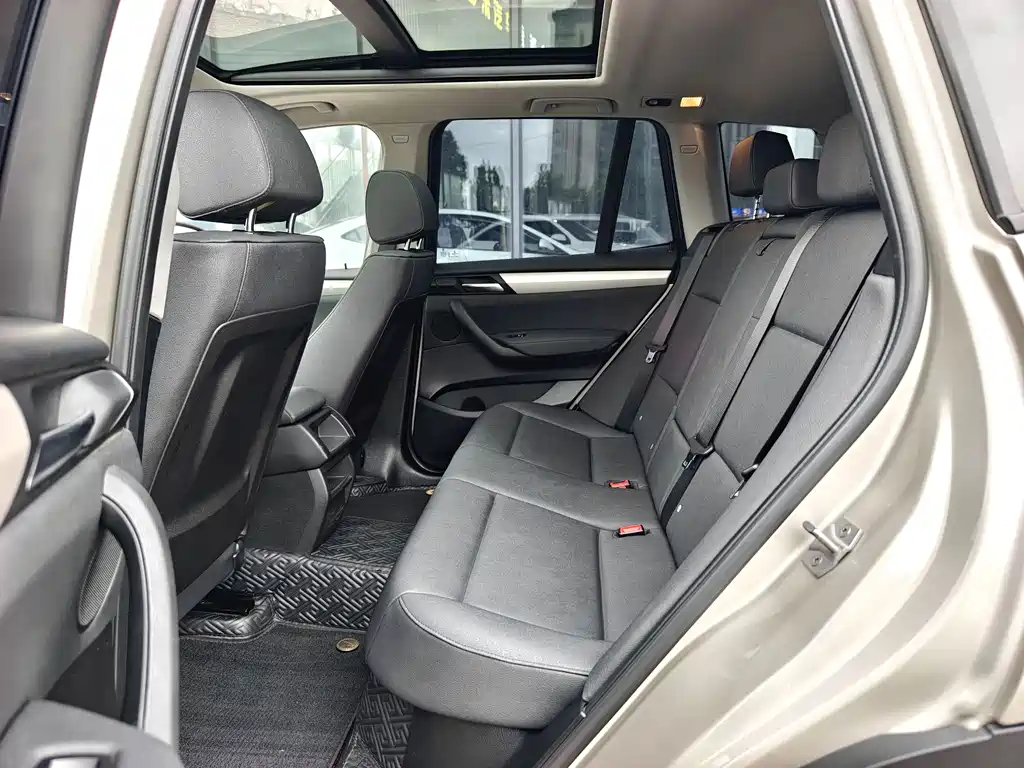 BMW X3 2017 — фото 14
