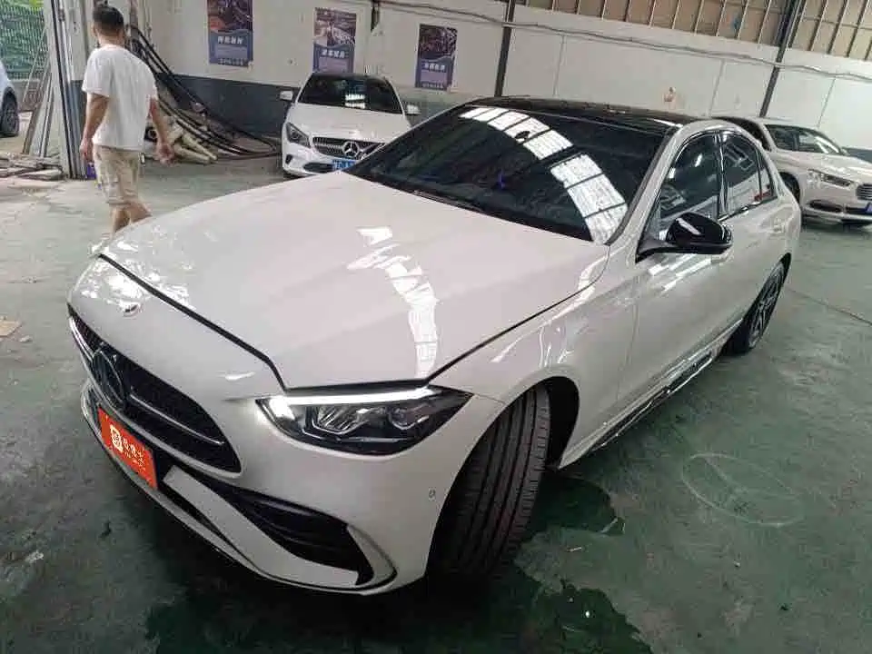 Mercedes-Benz C-Class 2025