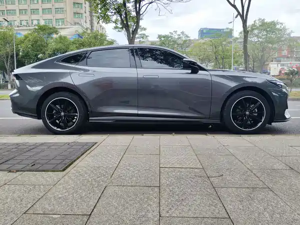 Changan UNI-V 2022
