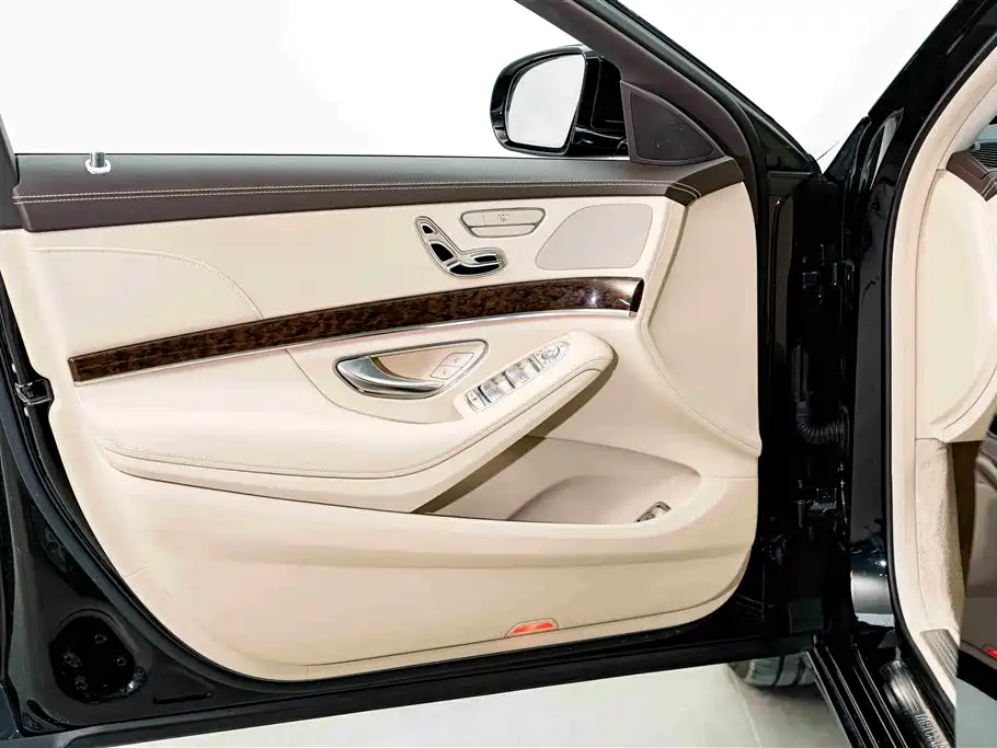 Mercedes-Benz S-Class 2017 — фото 16
