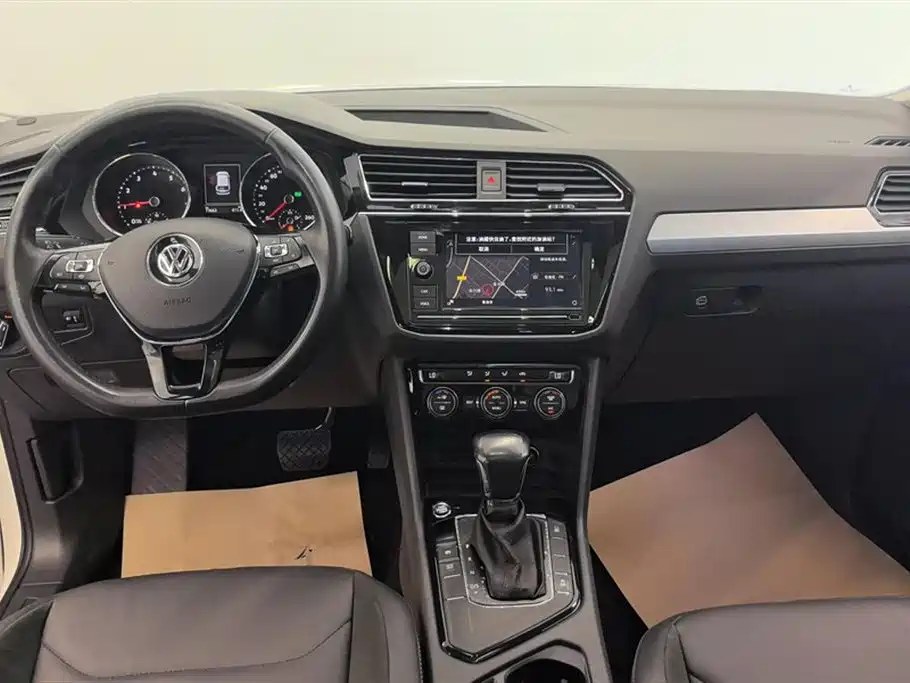 Volkswagen Tiguan L 2019 — фото 12