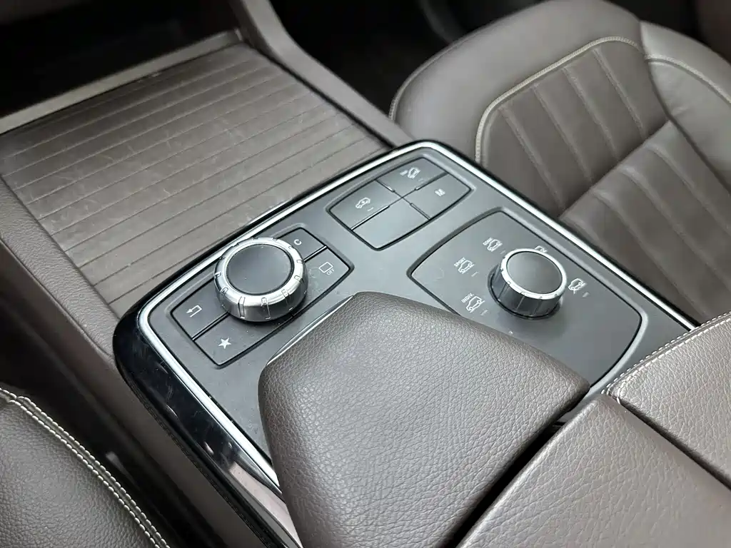 Mercedes-Benz GLE 2019 — фото 17