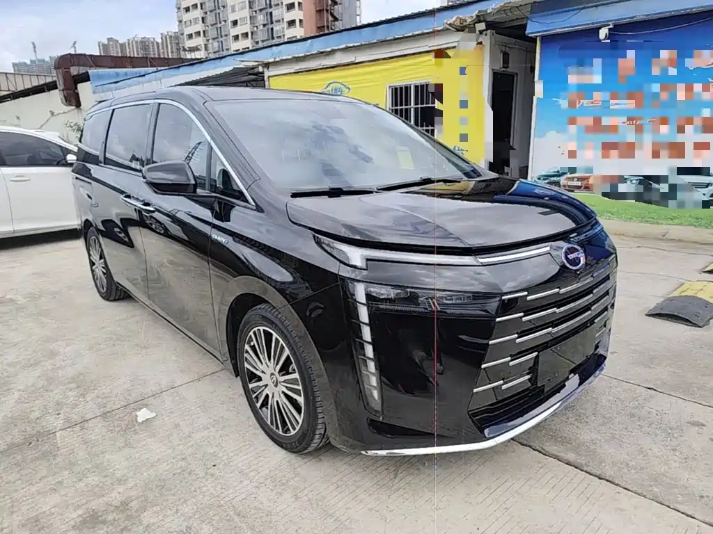 GAC Trumpchi E8 PHEV 2025 — фото 4