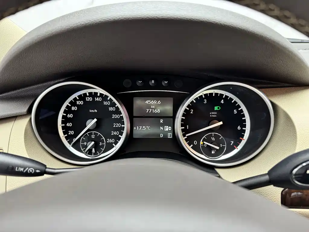 Mercedes-Benz R-Class 2012 — фото 13