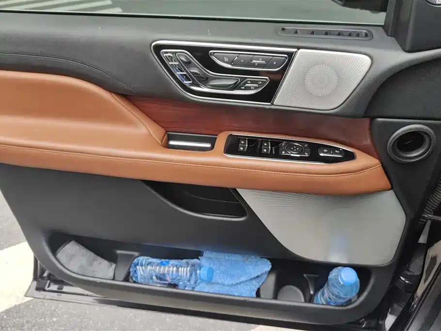Lincoln Navigator 2022