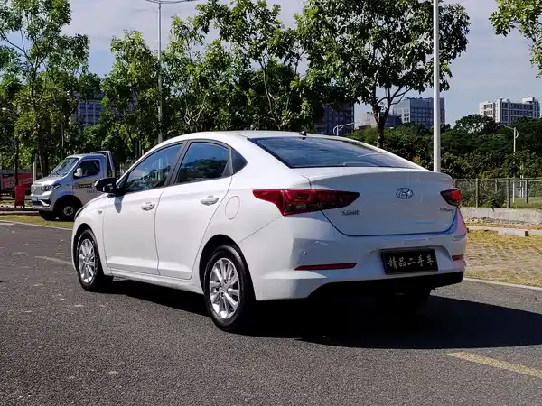 Hyundai Verna 2017
