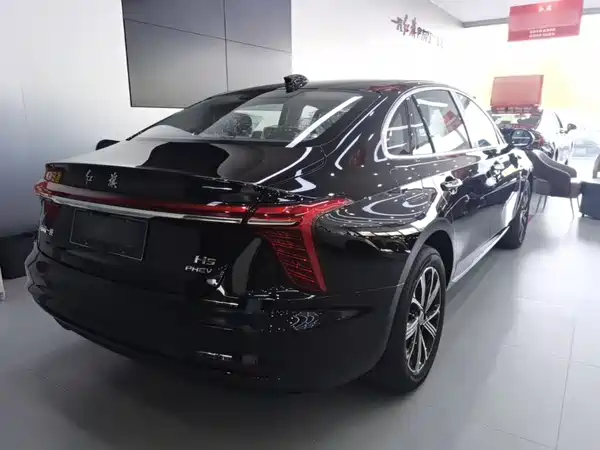 Hongqi H5 PHEV 2025
