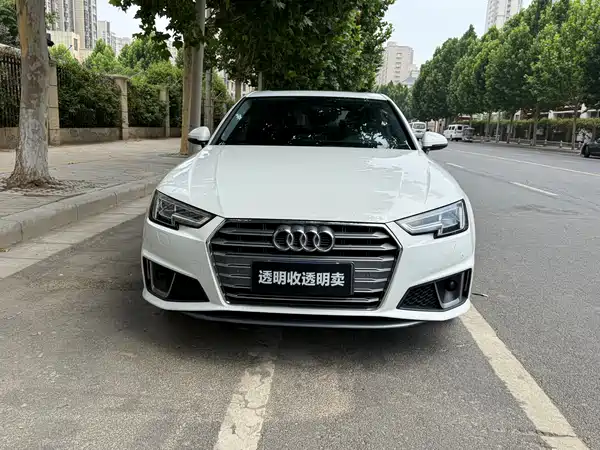 Audi A4L 2019